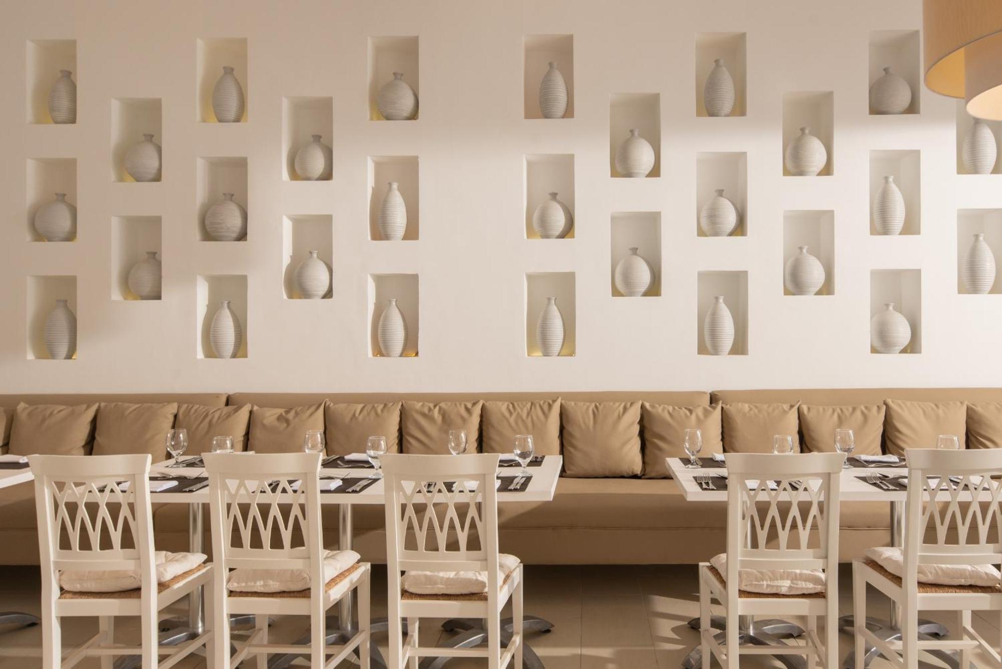 Jaz Neo Almazino, Almaza Bay Hotel Majid Abu Zayd Exterior foto